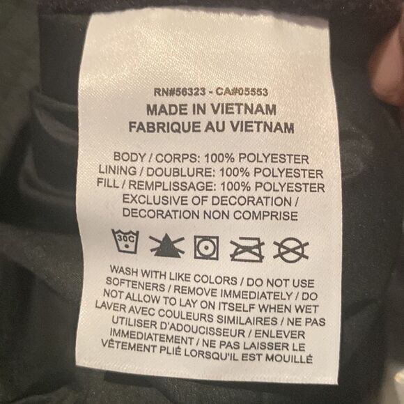 SOLD Kids Nike Black Youth Unisex Synthetic Fill Hooded Jacket Size XL NWT - Picture 14 of 14